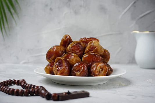 Al Madinah Sukkary Dates Alqassim Natural Grown fruit 2Lbs