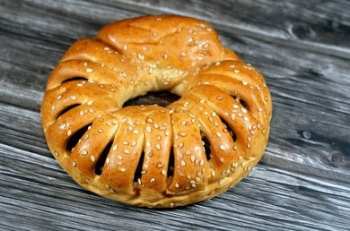 Soft and Chewy Date Filled Ajwa Agwa Bun, Golden-brown Glaze Dessert Baked X 4 Buns