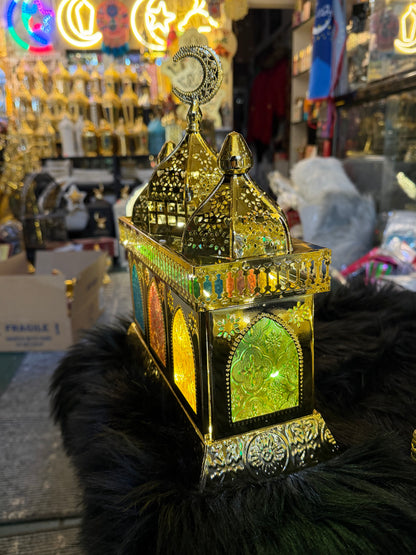 Triple Ramadan Fanoos with light