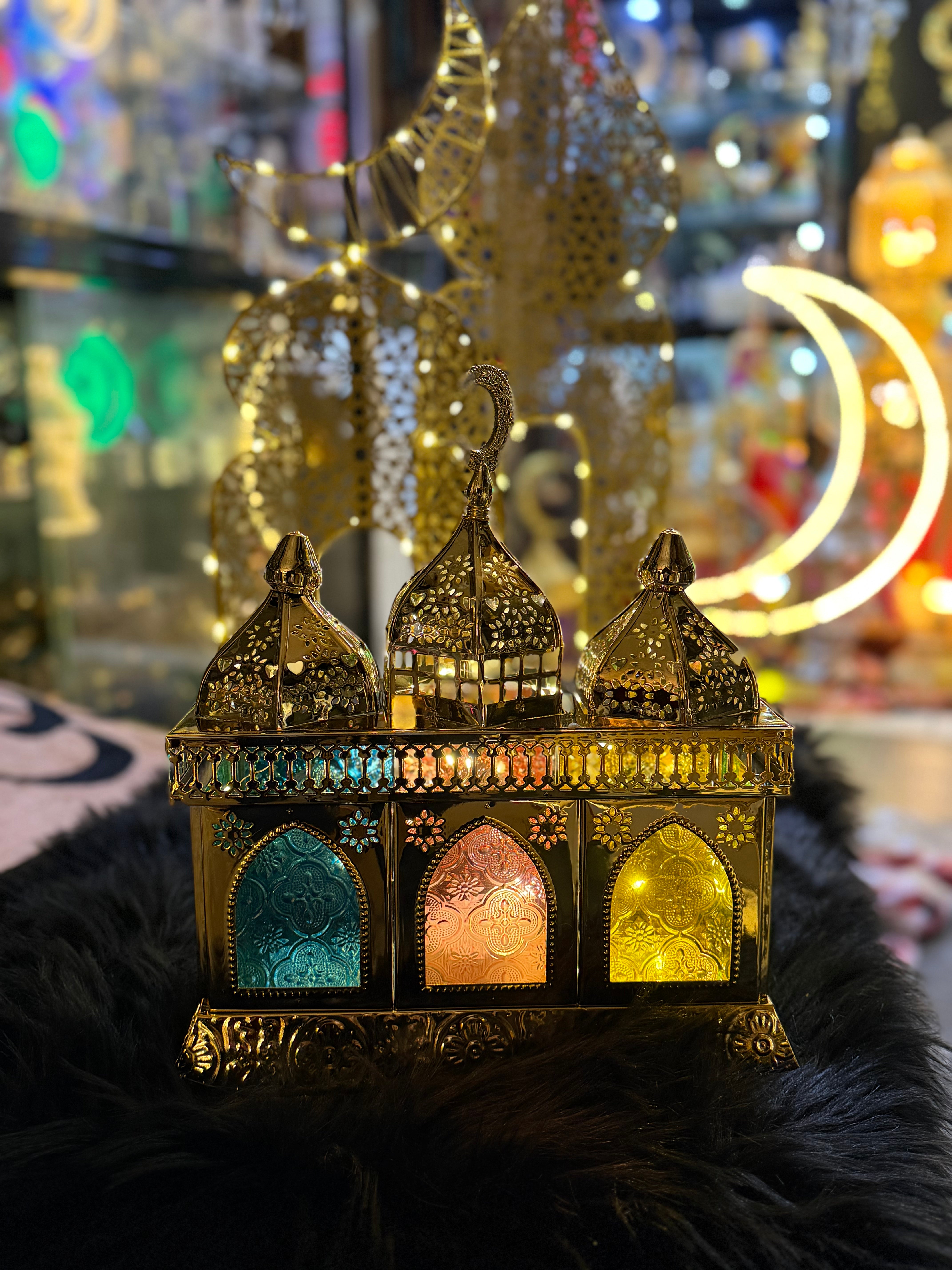 Triple Ramadan Fanoos with light – Nile Deli